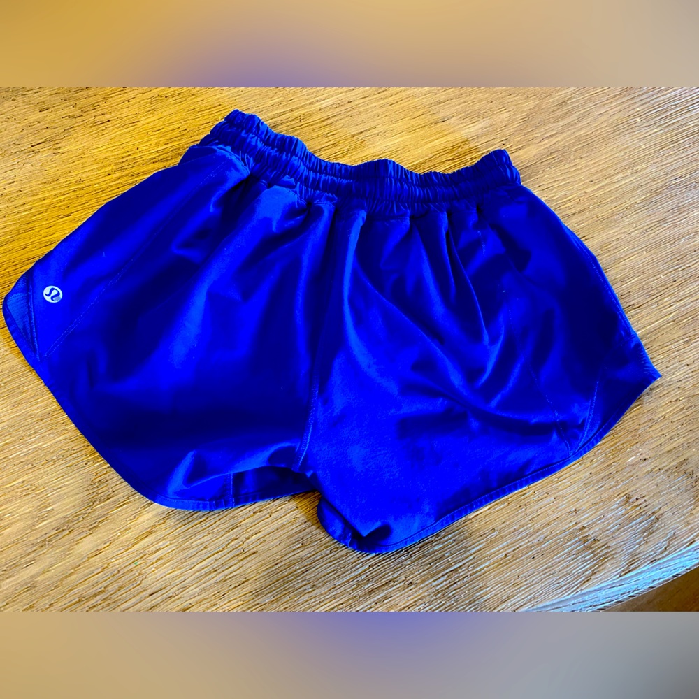 Lululemon Hotty Hot Shorts 4 Tall